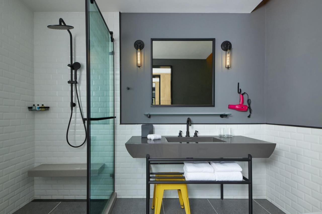 Moxy Shanghai Xuhui Екстериор снимка