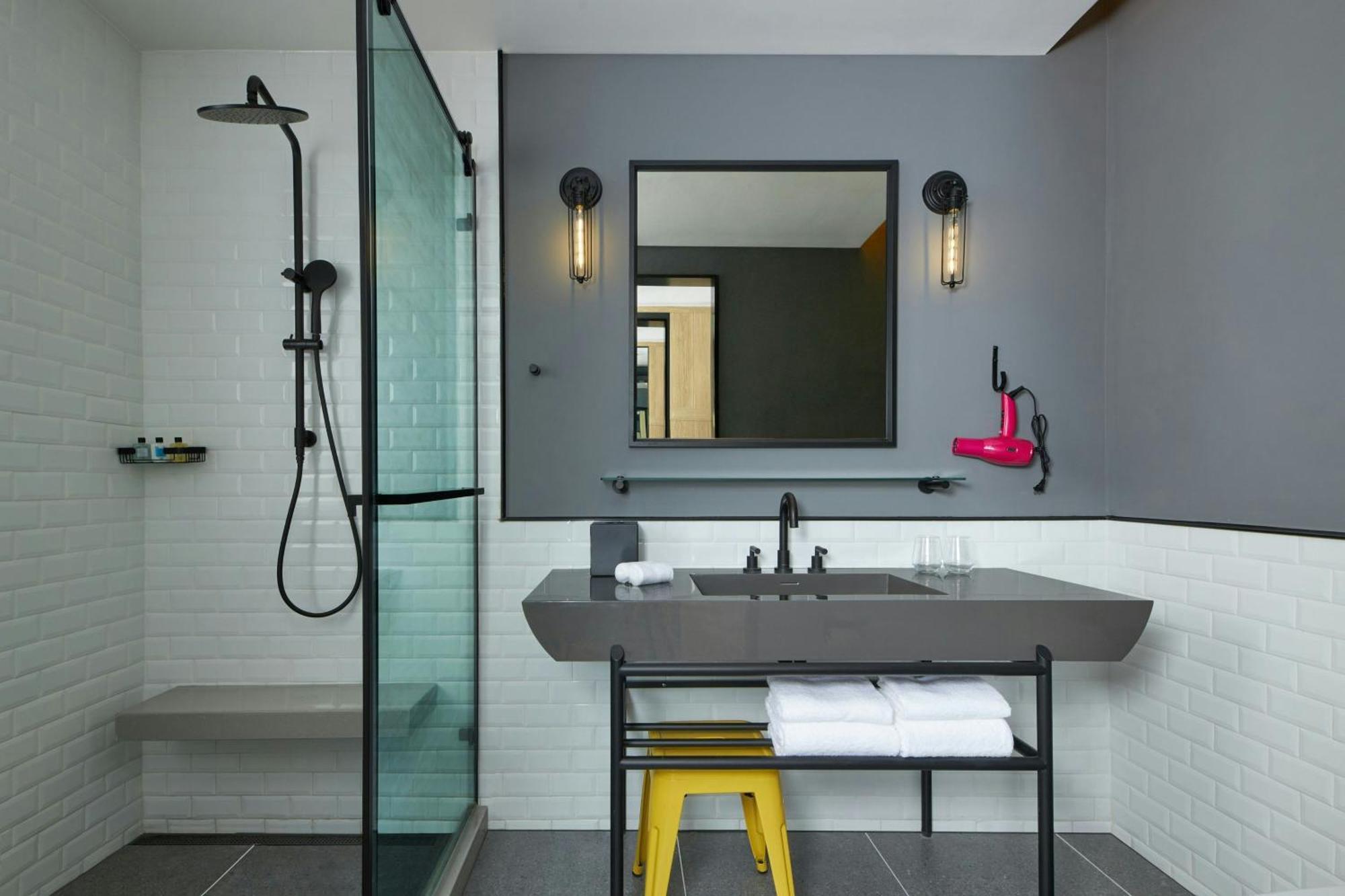 Moxy Shanghai Xuhui Екстериор снимка